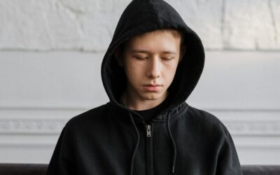 Ofcom Launches First Investigation Under Online Safety Act: Pro-Suicide Forum Linked to UK Deaths