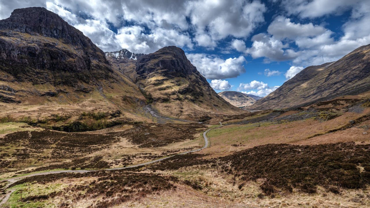 Scottish Highlands Crime Documentary - should I marry a murderer
